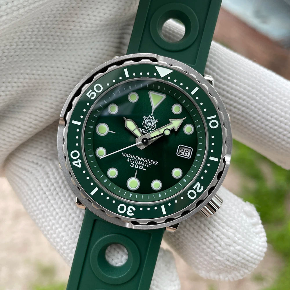 STEELDIVE SD1975 Mens Automatic Watches Men Dive Watch 300m Waterproof Mechanical Wristwatch C3 Luminous Clock Sapphire Mirror
