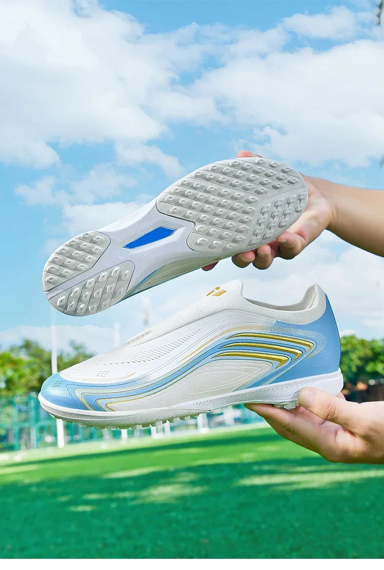 Nouvelles chaussures de football pour hommes TF/FG, modèle professionnel unisexe, très populaires, chaussures de futsal ultra-légères, chaussures de football de haute qualité, chaussures de sport pour femmes.