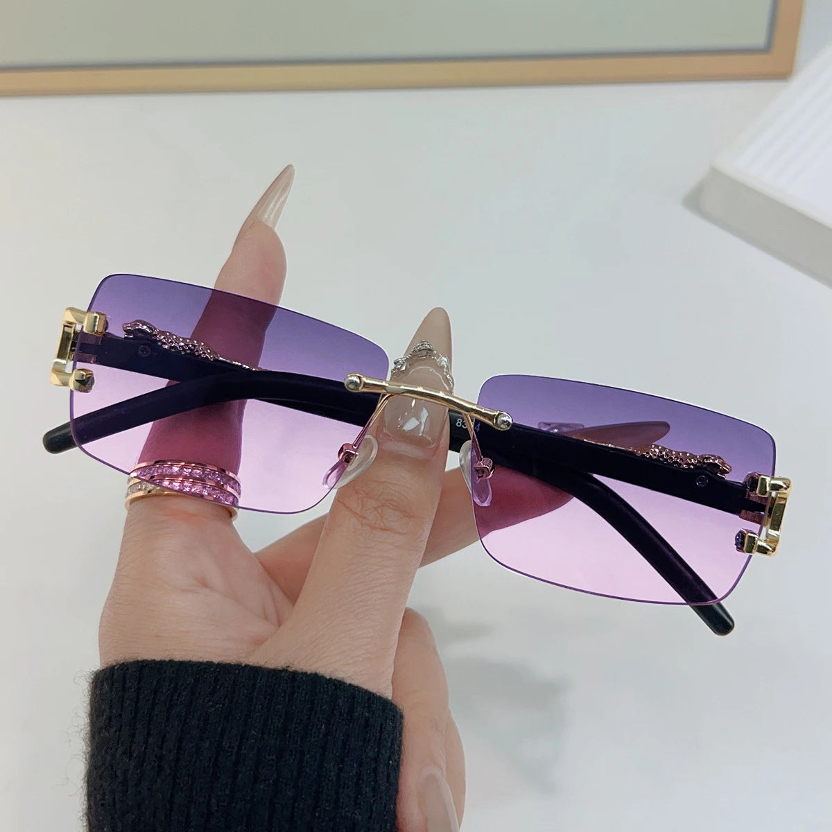 1 Pc Fashionable Women Men Sunglasses Frameless Rectangular Personalized Sunglasses for Daily Life Vintage Sun Glasses
