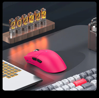 Rato Gaming Sem Fios ATTACK SHARK X11SE, Tri-Mode, Superleve de 63g com Sensor PAW3311, 22000 DPI, Bateria de 300mAh, Duplo Driver