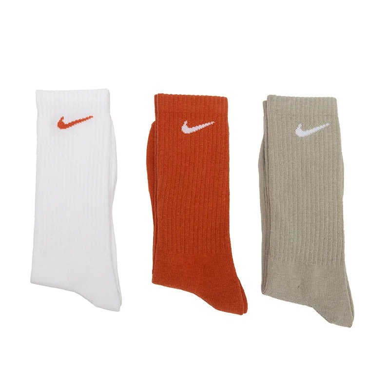 Nike (Nike) Men's and Women's Socks, Breathable, Sweat-Absorbent Sports Socks, Basketball Socks, Fashionable and Versatile Casual Socks (3 Pairs) Sx7676-902