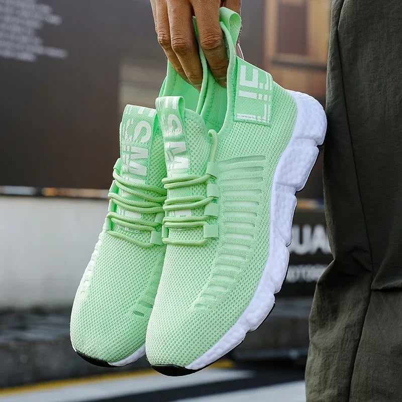Summer Men's Sneakers Lightweight Breathable Mesh Outdoor Casual Shoes Fashionable Tennis Training Shoes Men's Shoes Free Shipping