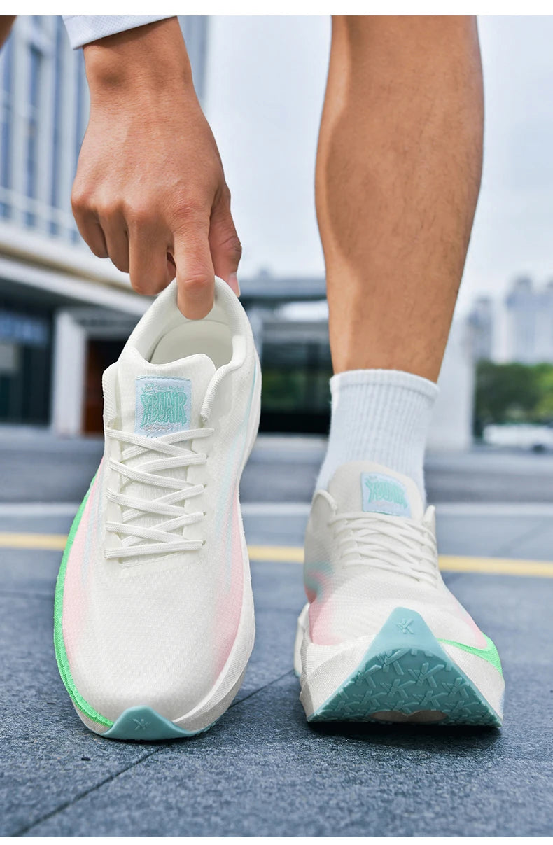 Men Sports Carbon Board Speciality Breathable Lightweight Women's Comfortable Athletic Nonskid Sneakers﻿ Marathon Running Shoe