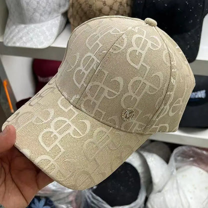 Letter-Printed Baseball Cap Casual and Versatile Baseball Cap Retro Fashion Comfortable Sun Hat for Women