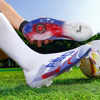 Nouvelles chaussures de football pour hommes, légères, très vendues, de haute qualité, crampons pour terrain en herbe, chaussures de football mi-hautes, baskets antidérapantes pour l'extérieur.