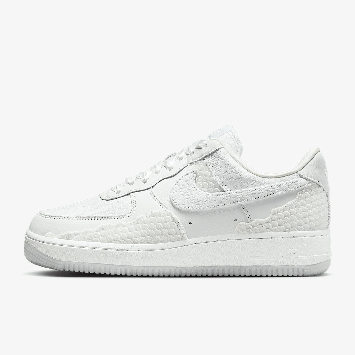 Nike Authentic Air Force 1 AF1 ženske klasične tenisice s debelim potplatom HV6011-111