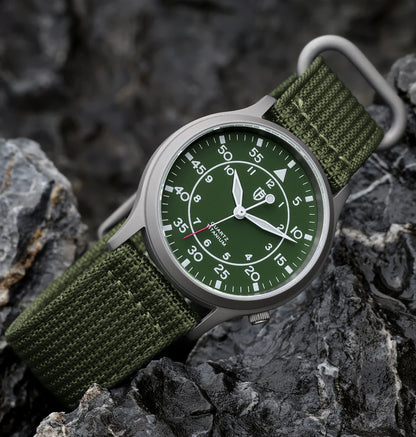 BERNY Titanium herenhorloge met kwartsmechanisme, AR-coating, saffierglas, modieus polshorloge, lichtgevend, VH31, ultradun polshorloge, waterdicht tot 5 ATM