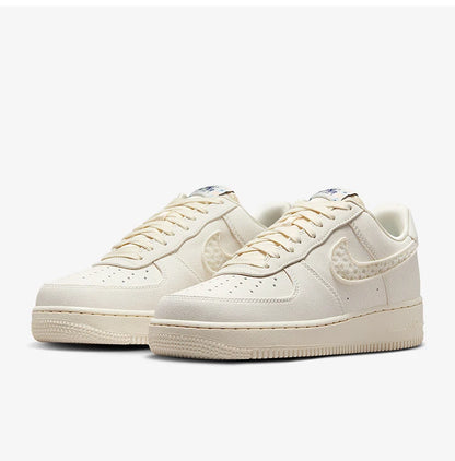 Nike originele Air Force 1 klassieke lichtgewicht casual sneakers voor dames IH7351-010