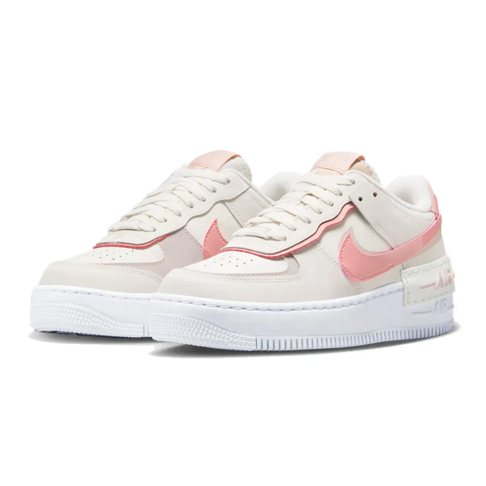Baskets Nike Air Force 1 : antidérapantes, résistantes à l'usure, classiques, polyvalentes, chaussures de ville et de skate. Modèle : DZ1847-001