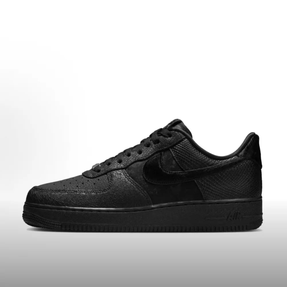 Baskets Nike Air Force 1'07 pour femme, style classique, en cuir résistant, confortables et rembourrées, chaussures décontractées pour tous les jours, HQ3905-500