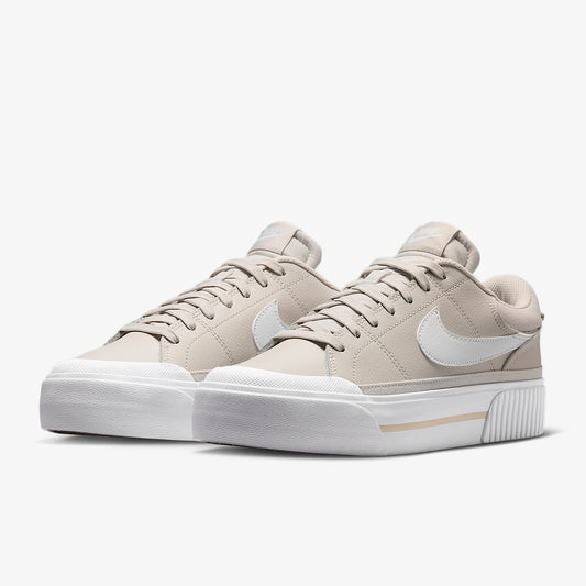 Nike Authentic Court Legacy damskor med platåsula, fritidssneakers DM7590-111