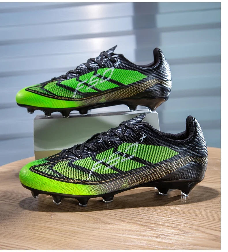 Nouvelles chaussures de football pour hommes, chaussures de sport d'extérieur, chaussures d'entraînement, chaussures de football antidérapantes, baskets professionnelles ultralégères unisexes