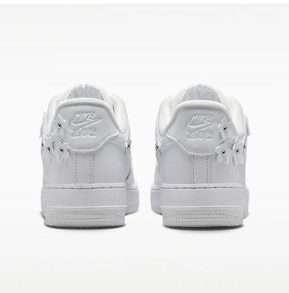 Chaussures de sport décontractées Nike authentiques pour femmes, modèle classique et tendance, résistantes à l'usure, idéales pour un usage quotidien IR8637-100