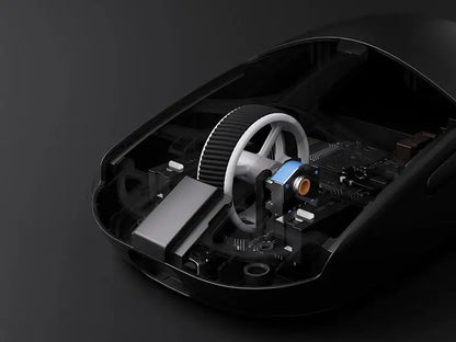 MCHOSE L7 Wireless Gaming Mouse L7 Ultra PAW3395 26K Sensor Dual 8K Polling 39g Ultra-Lightweight 2.4GHz RF/BT/Wired Tri-Mode