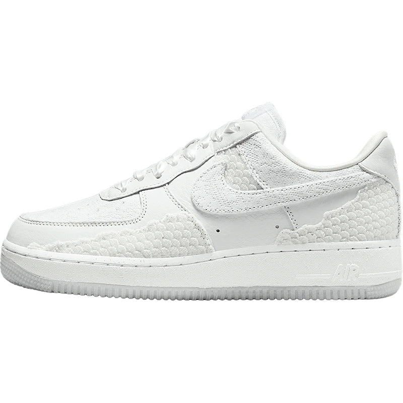 Nike Authentic Air Force 1 AF1 ženske klasične tenisice s debelim potplatom HV6011-111