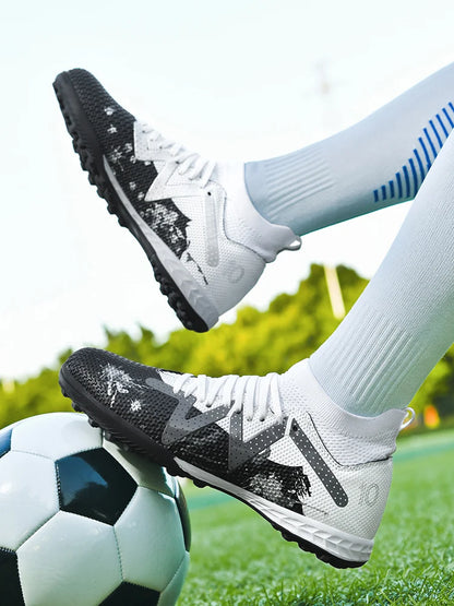 Chaussures de football TF pour adultes, semelle en caoutchouc résistante à l'usure pour terrain synthétique, chaussures de football légères en PU pour hommes, pour matchs sur gazon extérieur