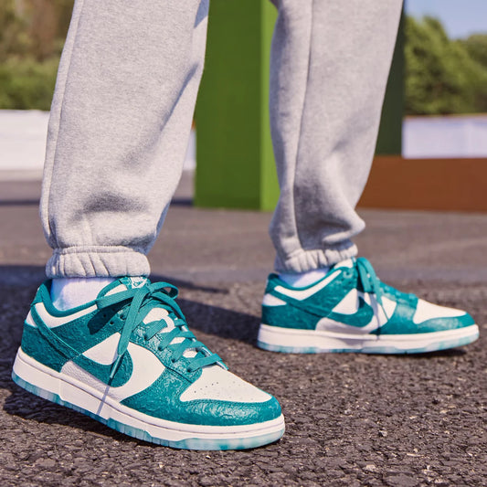 Официални автентични дамски леки ретро спортни маратонки Nike Dunk Low с мека подплата DV3029-100