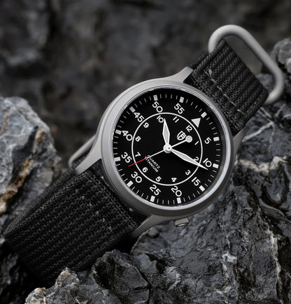 BERNY Titanium herenhorloge met kwartsmechanisme, AR-coating, saffierglas, modieus polshorloge, lichtgevend, VH31, ultradun polshorloge, waterdicht tot 5 ATM