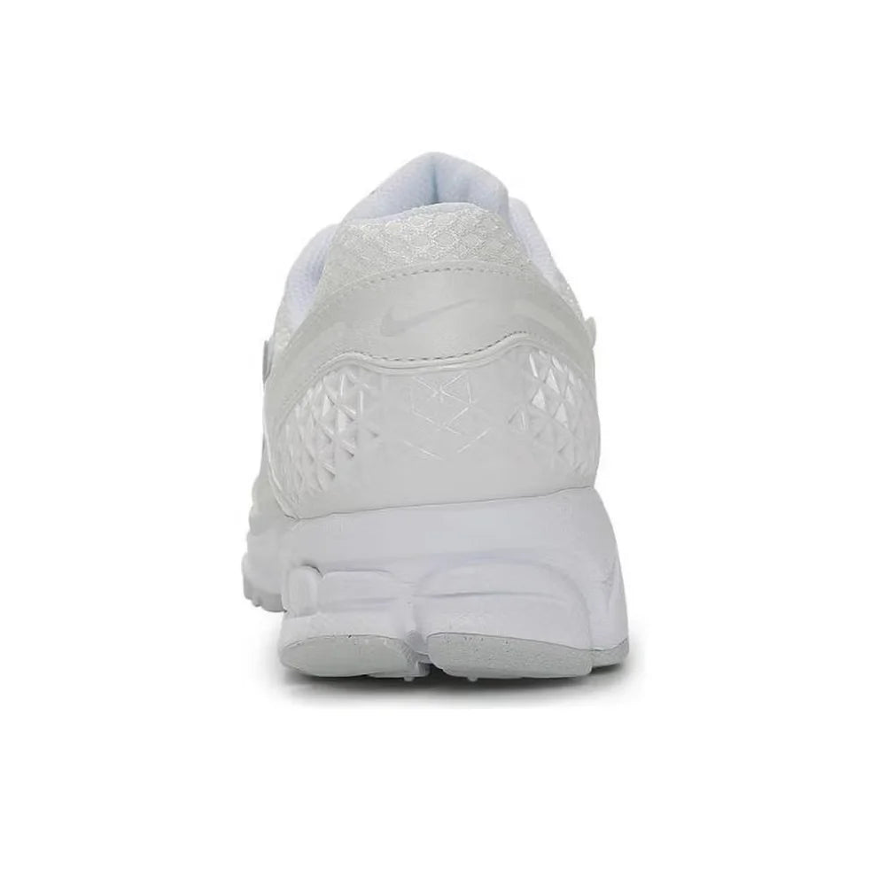 Nike W Nike Zoom Vomero 5: scarpe da corsa casual classiche, antiscivolo e con ammortizzazione resistente, eleganti e versatili HF7723-100