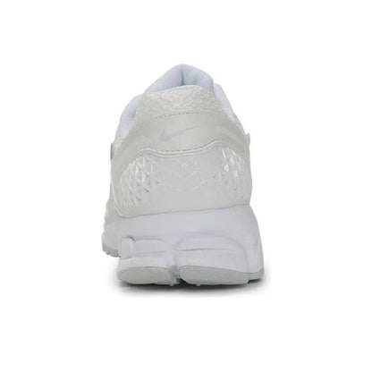 Nike W Nike Zoom Vomero 5: scarpe da corsa casual classiche, antiscivolo e con ammortizzazione resistente, eleganti e versatili HF7723-100