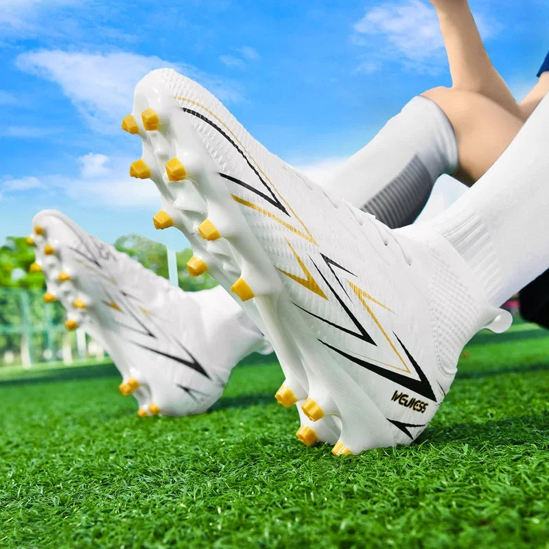 Bottes de Football professionnelles pour hommes, chaussures de Football pour adultes, baskets de sport de plein air, crampons de Football ultralégers, entraînement