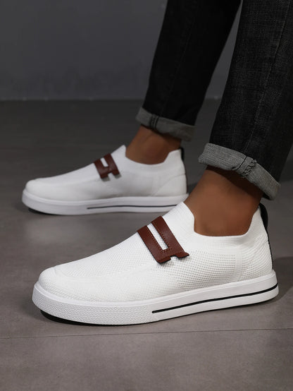New Men Sports Shoes Mesh Breathable Casual Shoes Outdoor EVA Soft-Soled Walking Shoes Lightweight Comfortable Men Sports Shoes