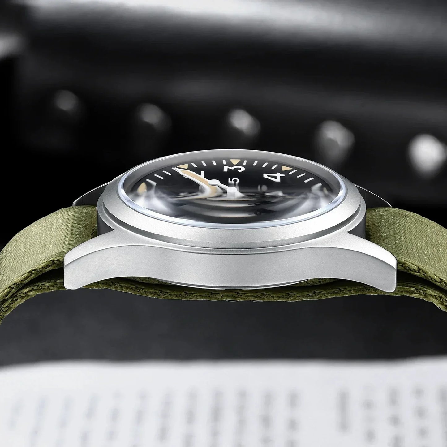 MILITREK 2026 New Military Retro Men's VH31 Quartz Watch 37mm Sapphire Stainless Steel 100m Waterproof C3 Luminous Watch for Men