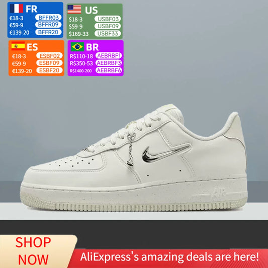 Baskets classiques unisexes Nike Air Force 1 Low, amorti confortable et conception résistante pour un usage quotidien décontracté FN8540-100