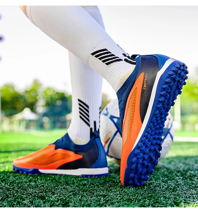 Neue Herren-Fußballschuhe für draußen, atmungsaktive Fußballschuhe für Erwachsene mit rutschfester Sohle, lange Stollen, Sportschuhe für Training, Jungen und Spiel, komfortabel