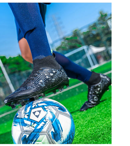 New Men Professional Soccer Shoes Non-slip Football Boots Unisex Breathable Futsal Sports New Cleats Drop Shipping Ultralight
