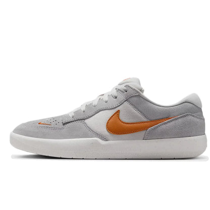 „Nike SB Force 58“ – madingi, minimalistiniai, patogūs, stilingi, patvarūs, žemi kasdieniai batai, skirti abiem lytims, modelis DV5477-007