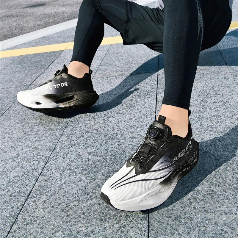 New Unisex Sports Shoes Soft Sole Cushioning Lightweight Anti-Slip Professional Training Shoes Comfortable Durable Casual Shoes