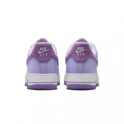Baskets Nike Air Force 1'07 pour femme, style classique, en cuir résistant, confortables et rembourrées, chaussures décontractées pour tous les jours, HQ3905-500