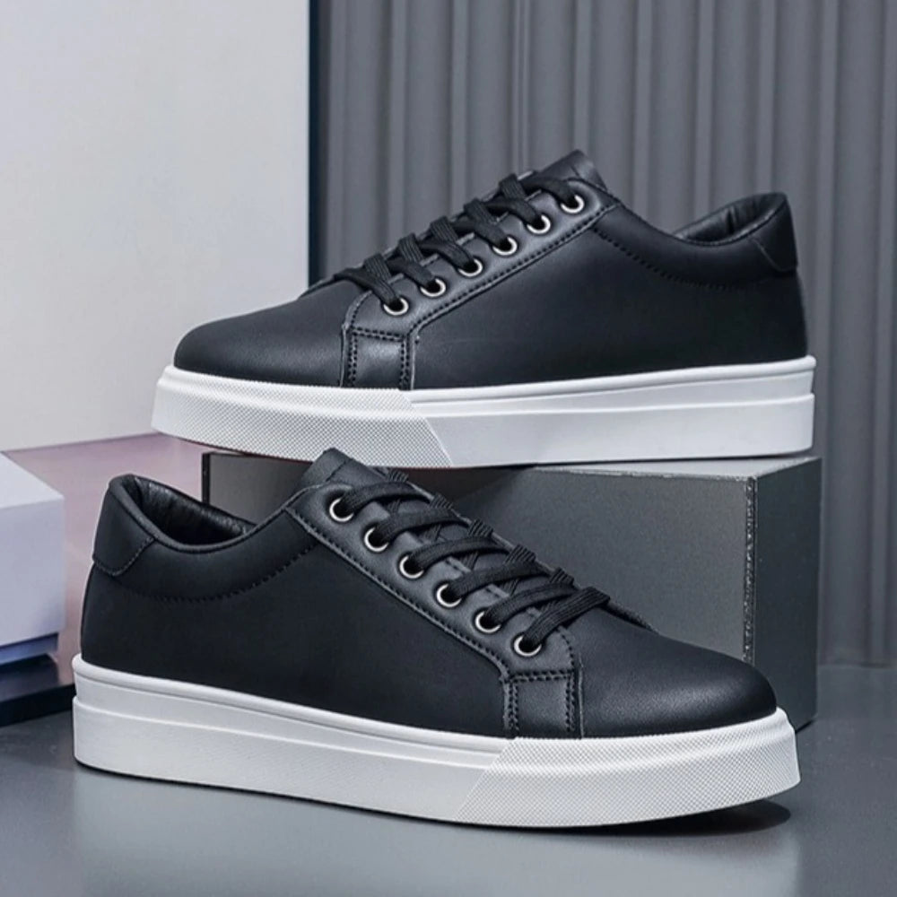 New Hot Selling Fashionable Men's Board Shoes Trendy White Shoes Student Sports  Leisure Shoes Versatile Men's Shoes