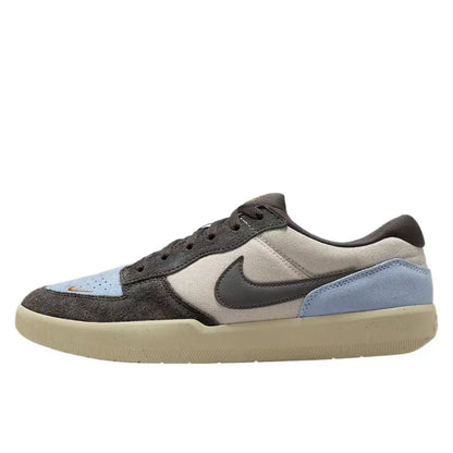 „Nike SB Force 58“ – madingi, minimalistiniai, patogūs, stilingi, patvarūs, žemi kasdieniai batai, skirti abiem lytims, modelis DV5477-007