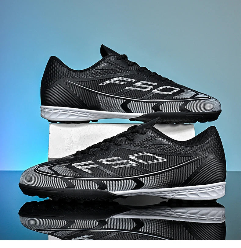 Nouvelles chaussures de football pour hommes, chaussures de futsal à cheville haute, respirantes, antidérapantes, de haute qualité, ultralégères, chaussures de sport, chaussures de match en plein air