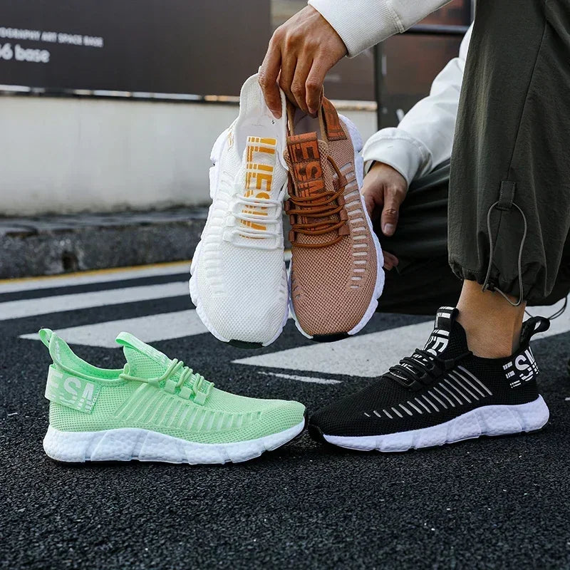 Summer Men's Sneakers Lightweight Breathable Mesh Outdoor Casual Shoes Fashionable Tennis Training Shoes Men's Shoes Free Shipping
