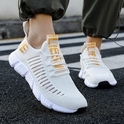 Summer Men's Sneakers Lightweight Breathable Mesh Outdoor Casual Shoes Fashionable Tennis Training Shoes Men's Shoes Free Shipping