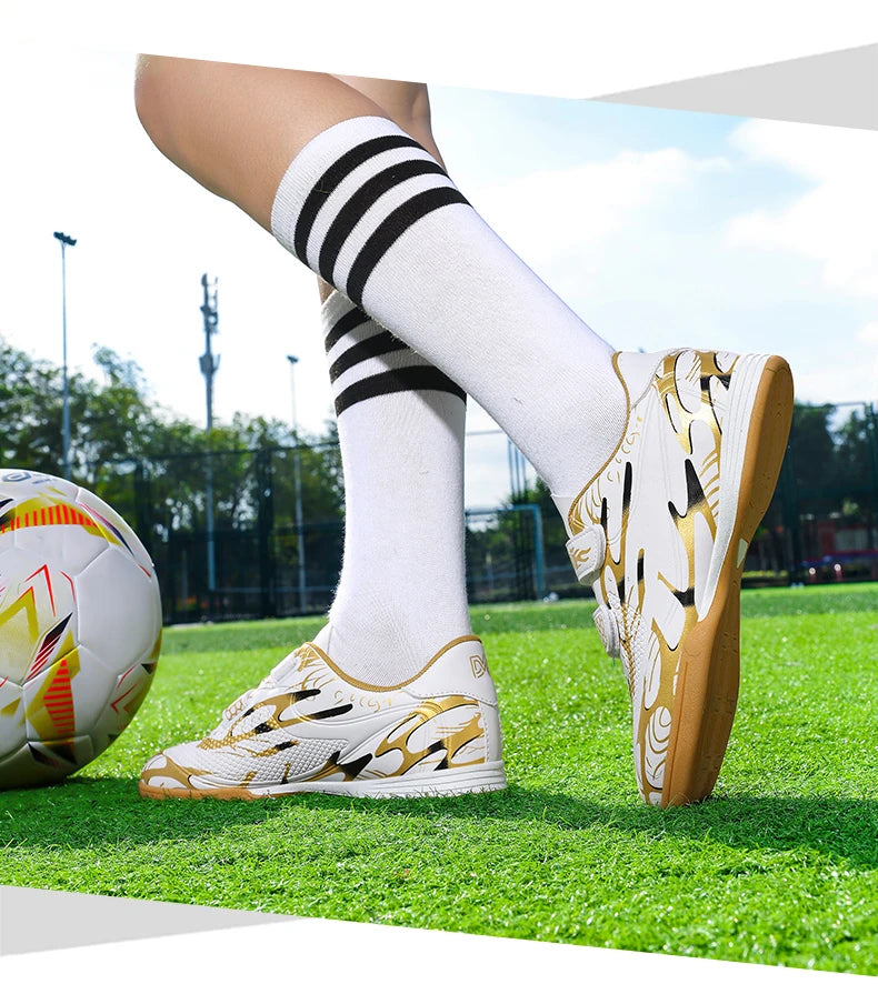 Nouvelles chaussures de football pour enfants et étudiants, ultralégères, pour jeunes garçons, chaussures de football professionnelles, crampons antidérapants, chaussures d'entraînement sur gazon