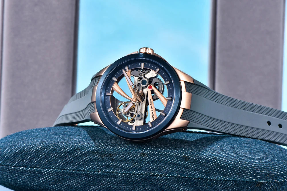 Ανδρικό ρολόι PAGANI DESIGN – Πολυτελές αυτόματο μηχανικό μοντέλο, τύπου «σκελετού» (με ανοιχτή καρδιά), εξοπλισμένο με τουρμπιγιόν, ζαφειρένιο κρύσταλλο με αντιανακλαστική επίστρωση, αδιάβροχο και φωταυγές.